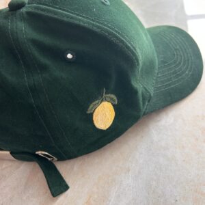 Haftowana czapka z daszkiem cytryna