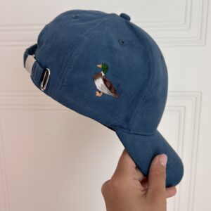 Haftowana czapka z daszkiem kaczka