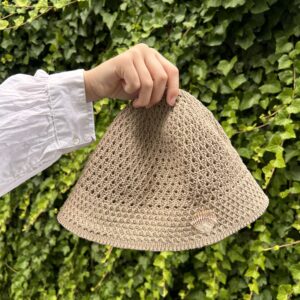 Haftowany kapelusik muszla