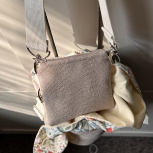 PROJEKTOWNIK Duży Beżowe Kwiaty