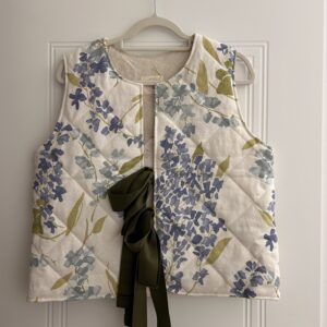 Kamizelka beżowe kwiaty S/M