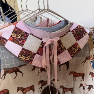 Kołnierzyk patchwork bordo